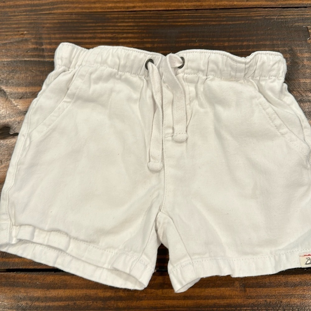 Me & Henry boys shorts 18/24 months white VGUC
